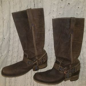 Bed|Stu Brown Boots size 8.5
